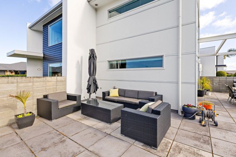 Photo of property in 4 The Palms, Rototuna, Hamilton, 3210