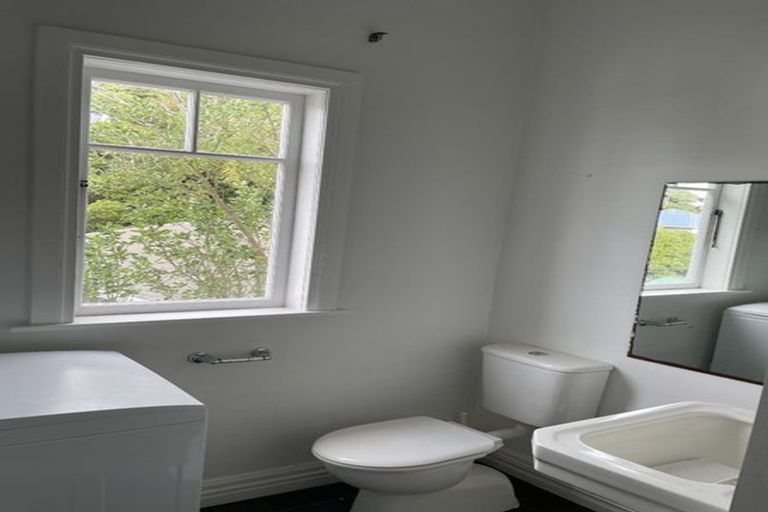 Photo of property in 85 Todman Street, Brooklyn, Wellington, 6021