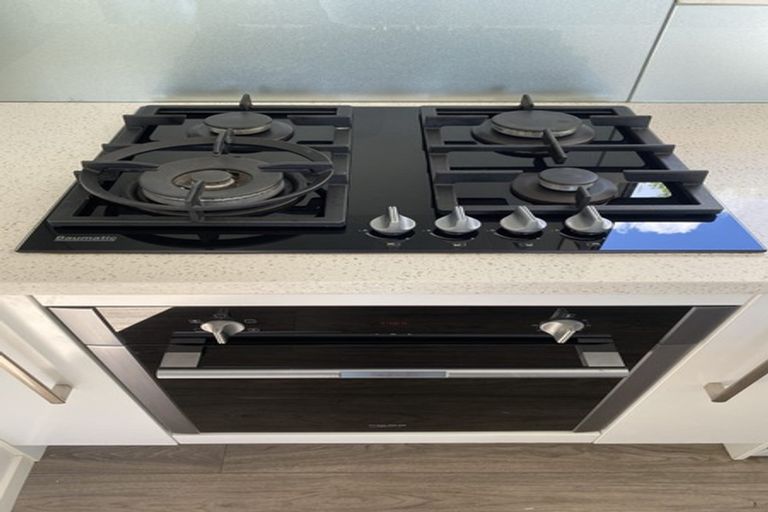 Photo of property in 27 Gerontius Glade, Torbay, Auckland, 0630