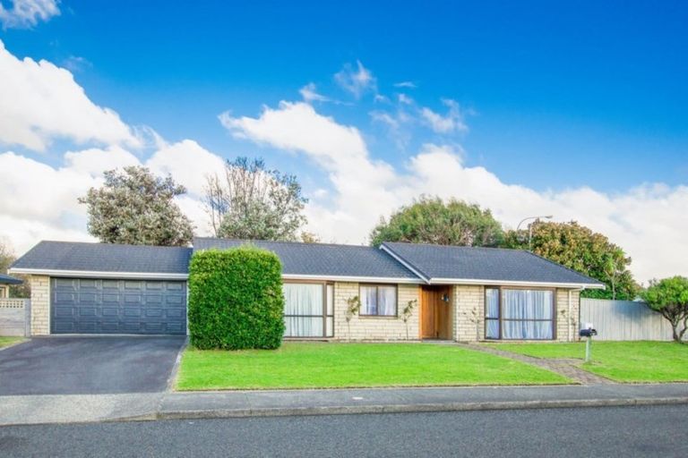 Photo of property in 79 Mazengarb Road, Paraparaumu Beach, Paraparaumu, 5032