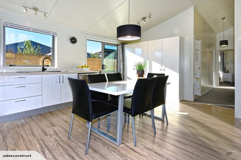 Photo of property in 3a Kingsbridge Drive, Burwood, Christchurch, 8083