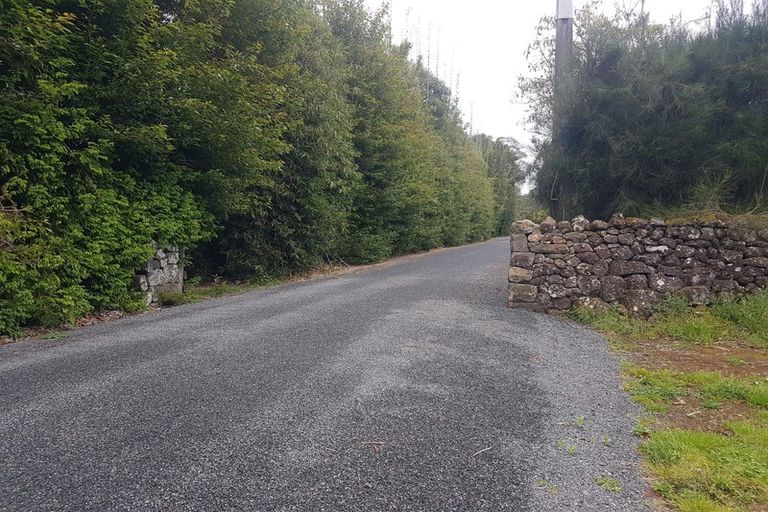 Photo of property in 41 Kiriglen Lane, Glenbervie, 0173