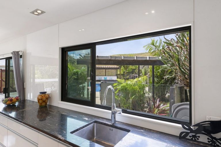 Photo of property in 585 Inland Road, Helensville, 0875