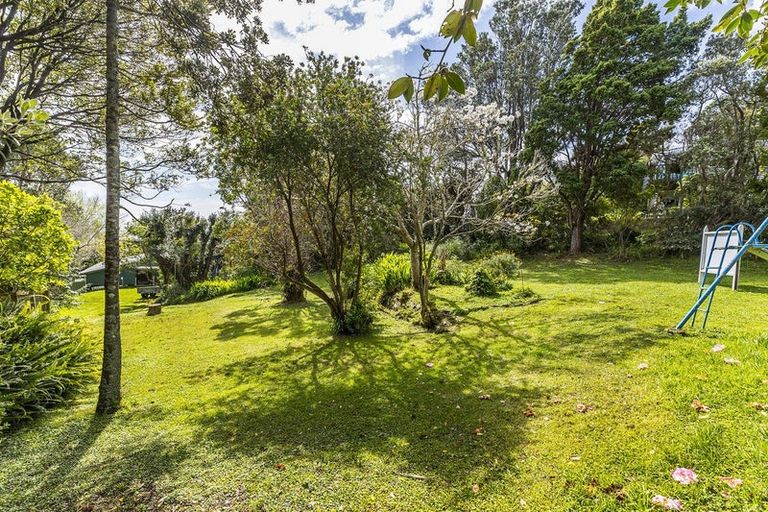 Photo of property in 61a Kahu Road, Paremata, Porirua, 5024