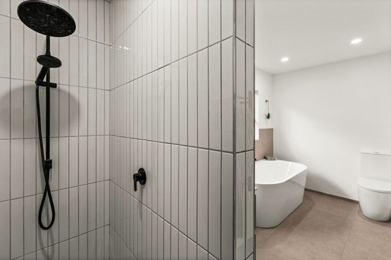 Photo of property in 24 Ngarimu Crescent, Taradale, Napier, 4112