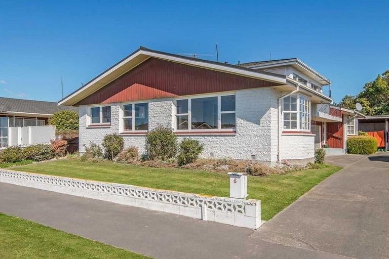 Photo of property in 6 Apollo Place, Papanui, Christchurch, 8052