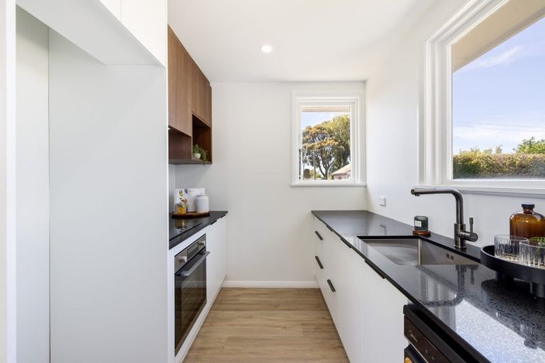 Photo of property in 23 Lambeth Crescent, Northcote, Christchurch, 8052