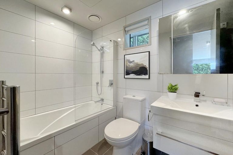 Photo of property in Revolucion Apartments, 204/28w Torrens Terrace, Mount Cook, Wellington, 6011