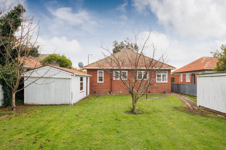 Photo of property in 260 College Street, West End, Palmerston North, 4412