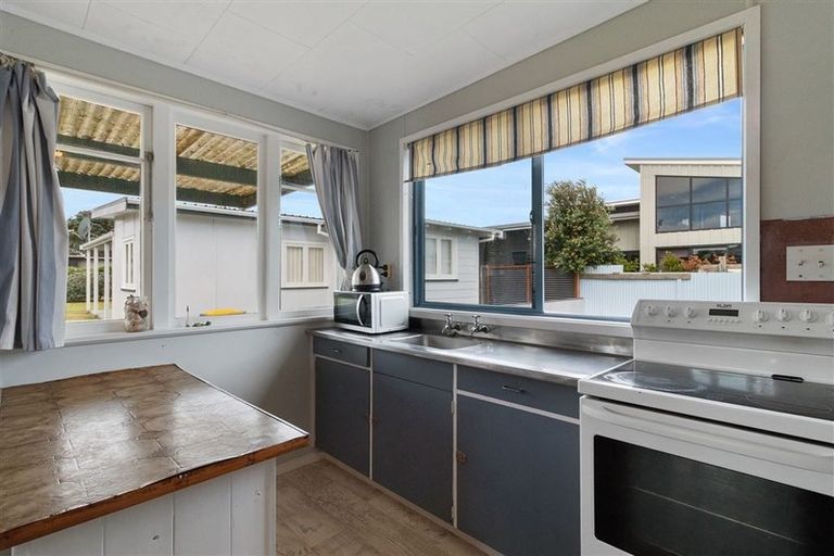 Photo of property in 609b Ocean Road, Whangamata, 3620