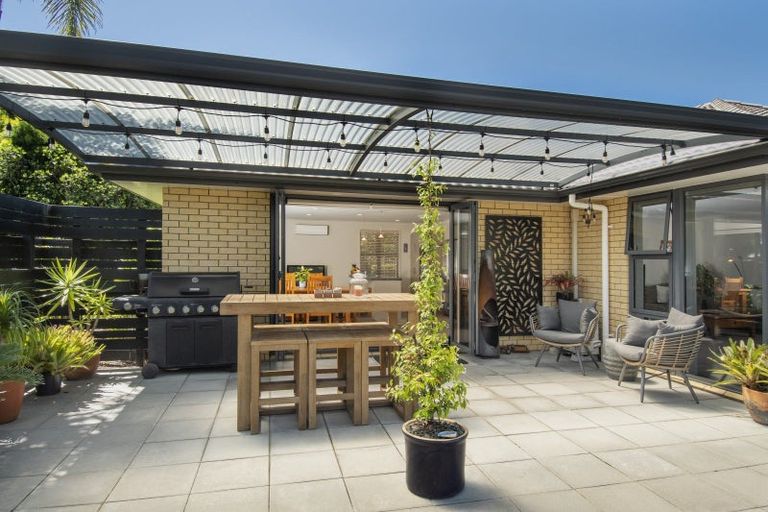 Photo of property in 1 Kakapo Place, Pyes Pa, Tauranga, 3112