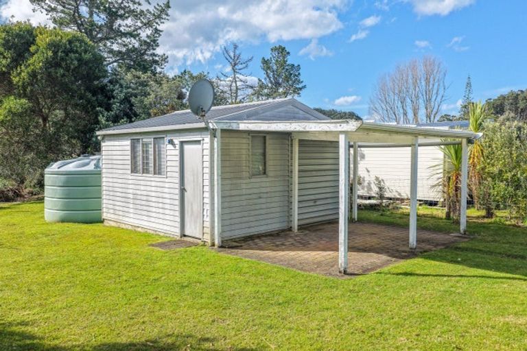 Photo of property in 30 Marlin Place, Whiritoa, Whangamata, 3691