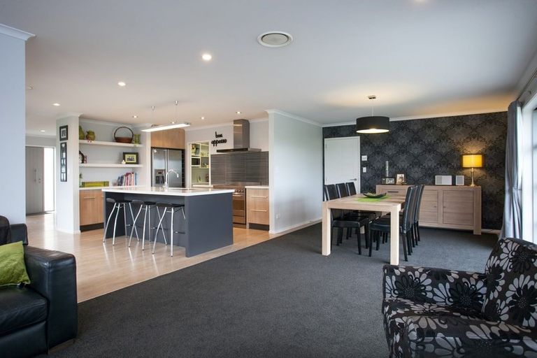 Photo of property in 11b Isobel Hodgson Drive, Cambridge, 3434