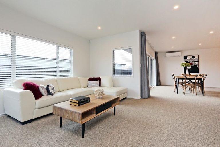 Photo of property in 9 Rich Rise, Havelock North, 4130
