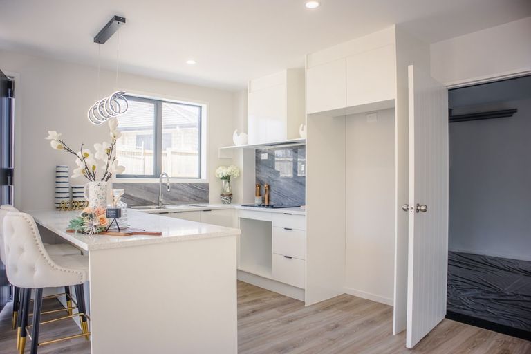 Photo of property in 30b Tawa Crescent, Manurewa, Auckland, 2102