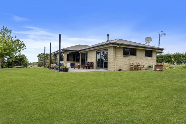Photo of property in 964 Rolling Ridges Road, Levels Valley, Timaru, 7975