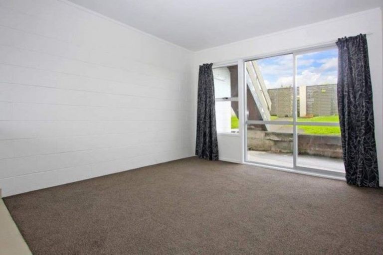 Photo of property in 2/261 Great South Road, Manurewa, Auckland, 2102