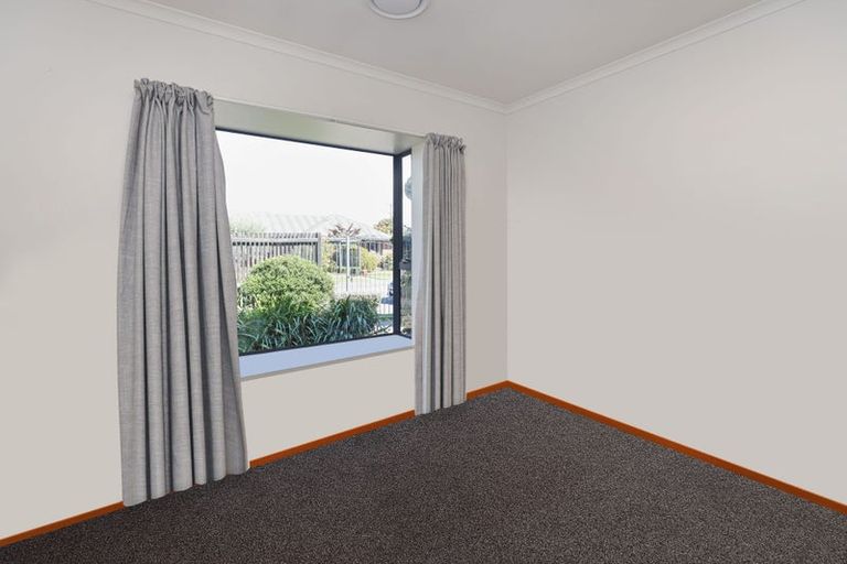 Photo of property in 21 Thomson Street, Tinwald, Ashburton, 7700