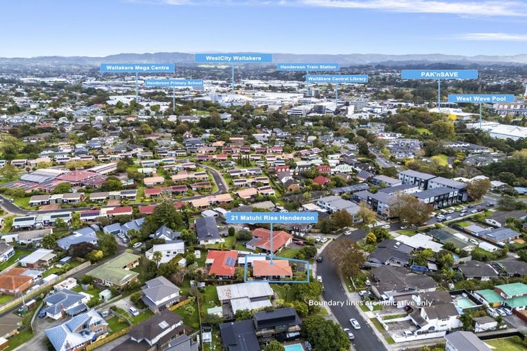 Photo of property in 21 Matuhi Rise, Henderson, Auckland, 0612