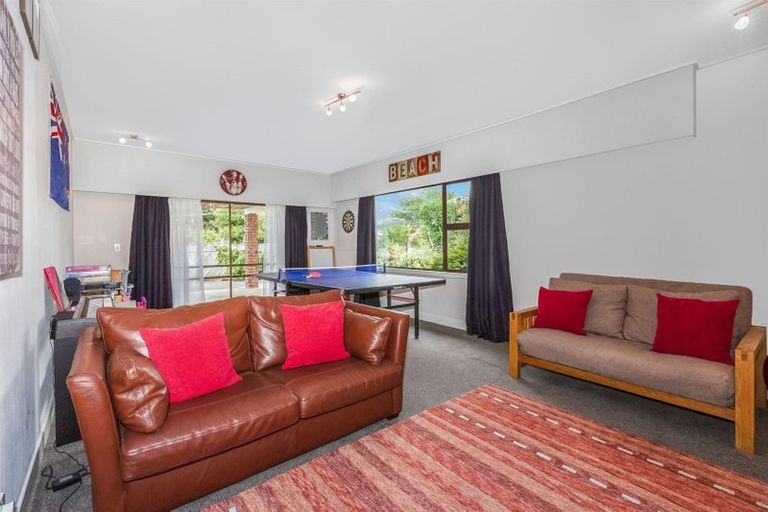 Photo of property in 109 Golf Road, Paraparaumu Beach, Paraparaumu, 5032