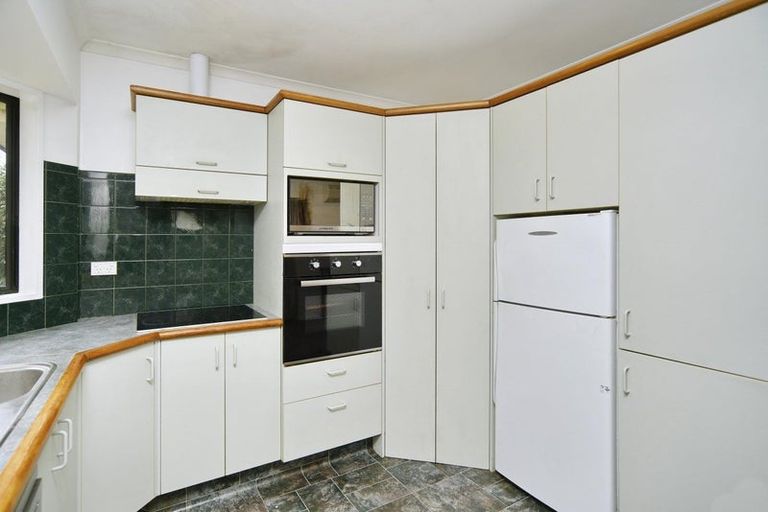 Photo of property in 10a Ronald George Place, Parklands, Christchurch, 8083