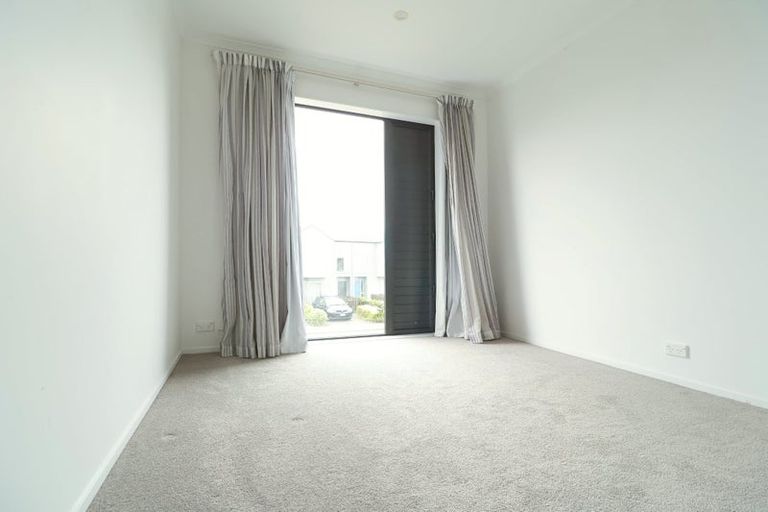 Photo of property in 11 Plover Road, Hobsonville, Auckland, 0616