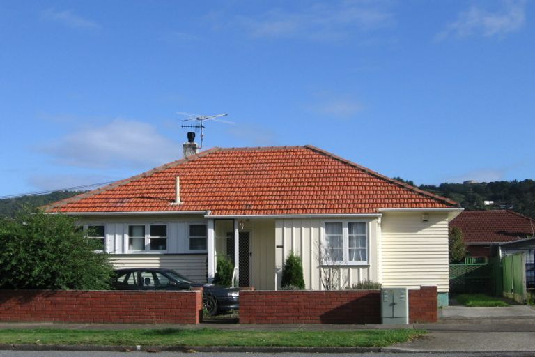 Photo of property in 1255 High Street, Taita, Lower Hutt, 5011