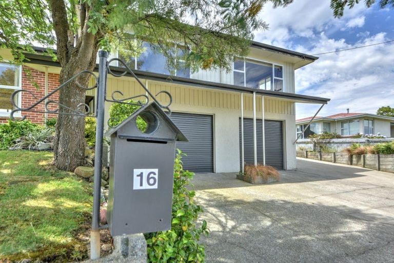 Photo of property in 16 Tainui Street, Gore, 9710