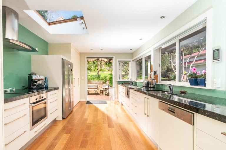 Photo of property in 4 Baring Street, Oriental Bay, Wellington, 6011