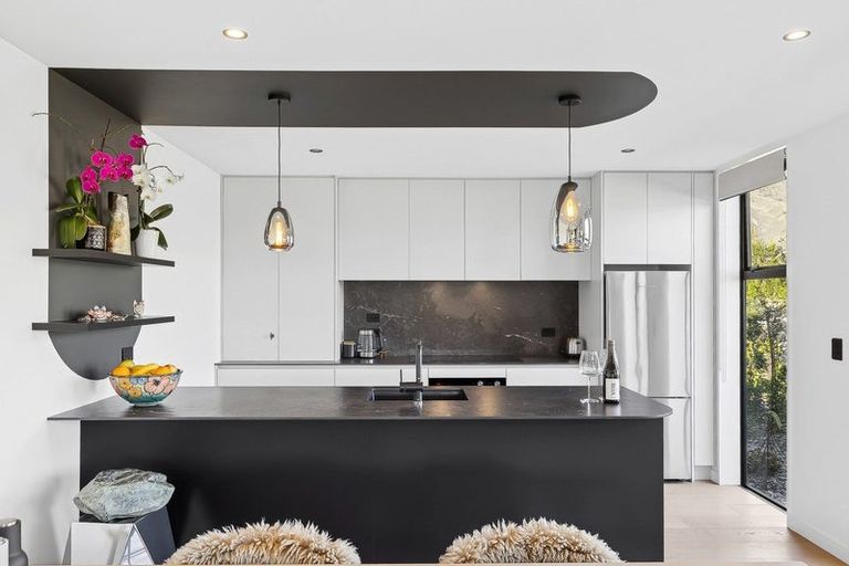 Photo of property in 21a Deans Drive, Wanaka, 9305