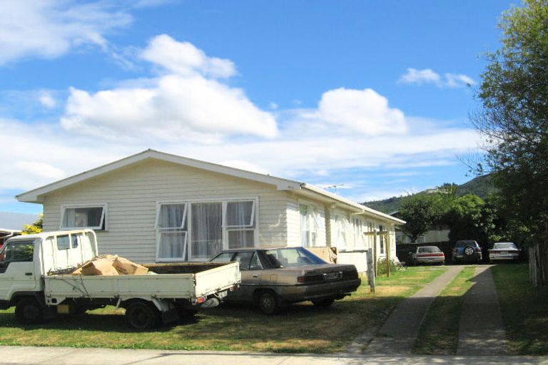 Photo of property in 57f1- Oregon Drive, Maoribank, Upper Hutt, 5018