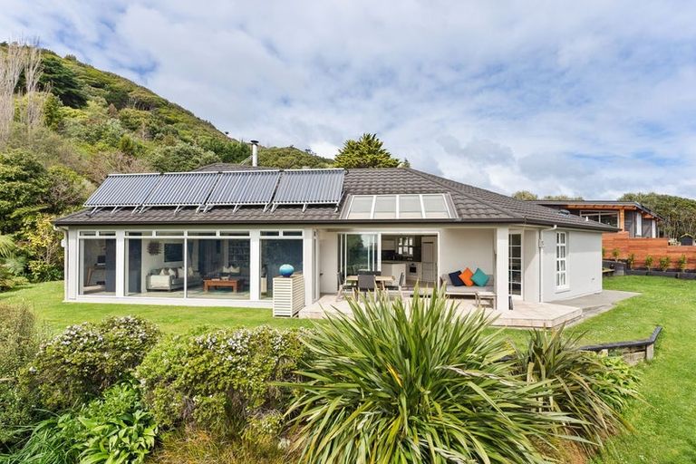 Photo of property in 35 Kotare Street, Hilltop, Taupo, 3330