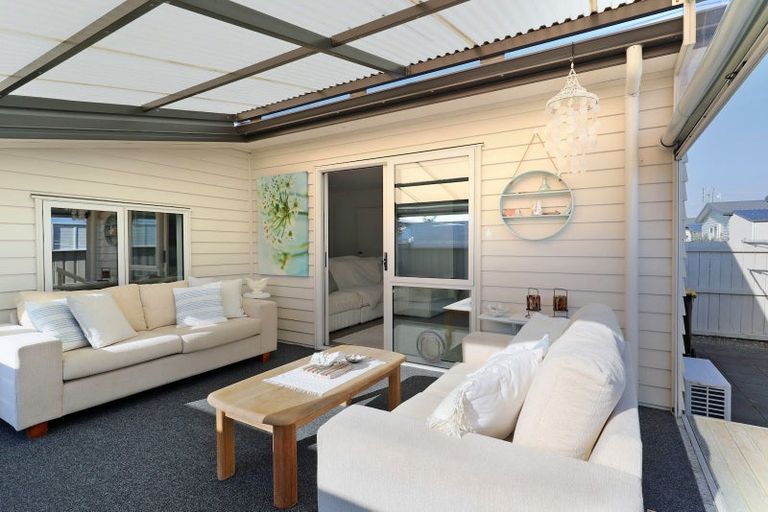Photo of property in 202/11 Kamahi Crescent, Papamoa Beach, Papamoa, 3118