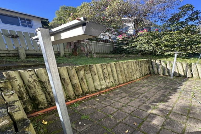 Photo of property in 7a Tralee Place, Johnsonville, Wellington, 6037