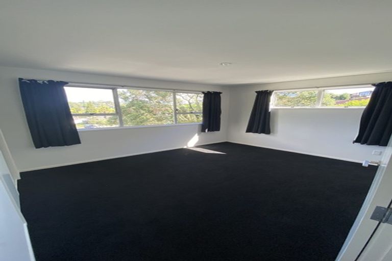 Photo of property in 27 Gerontius Glade, Torbay, Auckland, 0630