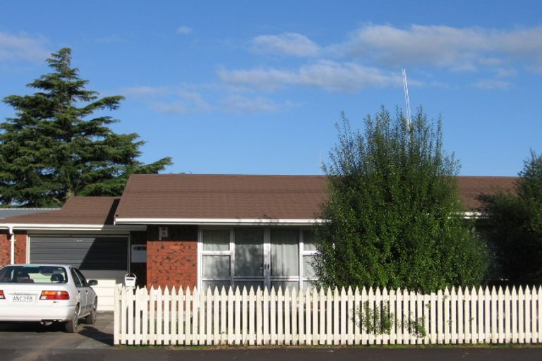 Photo of property in 143 Massey Street, Frankton, Hamilton, 3204