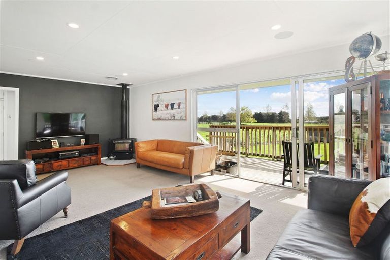 Photo of property in 430 Bald Hill Road, Waiuku, 2681