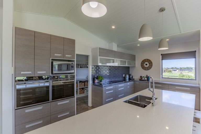 Photo of property in 211c Racecourse Road, Waipukurau, 4282