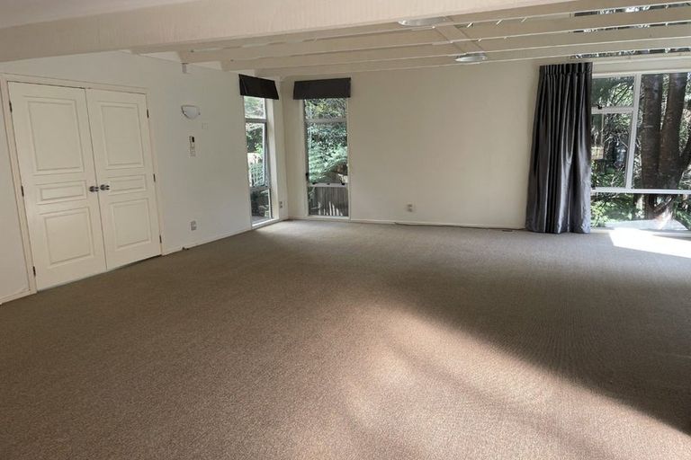 Photo of property in 68b Chatsworth Road, Silverstream, Upper Hutt, 5019