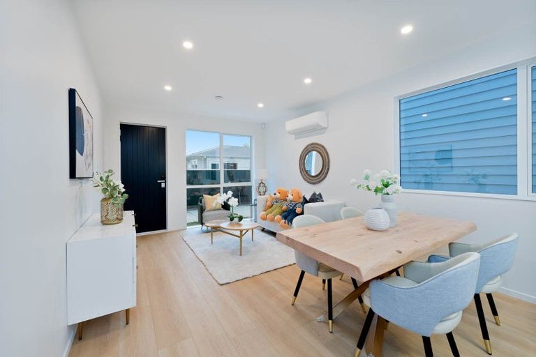 Photo of property in 80b Matipo Road, Te Atatu Peninsula, Auckland, 0610