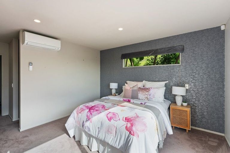 Photo of property in 14 Charlotte Way, Raumati South, Paraparaumu, 5032