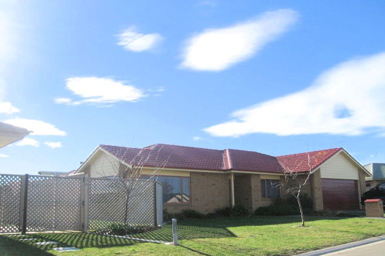Photo of property in 7 Blythfield Place, Taradale, Napier, 4112