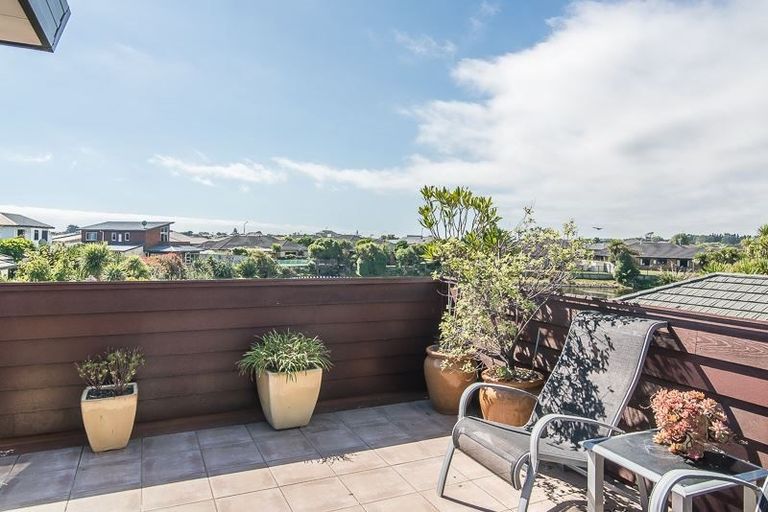 Photo of property in 93 Regent Drive, Paraparaumu Beach, Paraparaumu, 5032