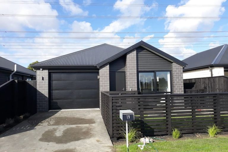 Photo of property in 19 Piripiri Place, Broomfield, 8042