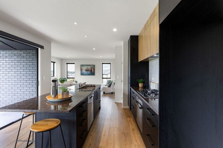 Photo of property in 2 Te Ia Terrace, Cambridge, 3434