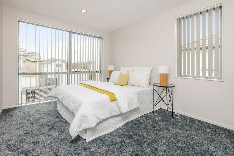 Photo of property in 208 Porchester Road, Takanini, 2112
