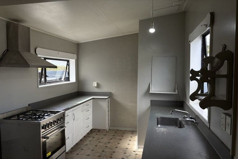 Photo of property in 311 Grays Road, Saint Leonards, Hastings, 4120