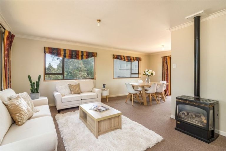 Photo of property in 1 Inwoods Road, Parklands, Christchurch, 8083