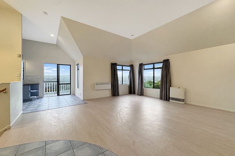 Photo of property in 54 Cunliffe Street, Churton Park, Wellington, 6037