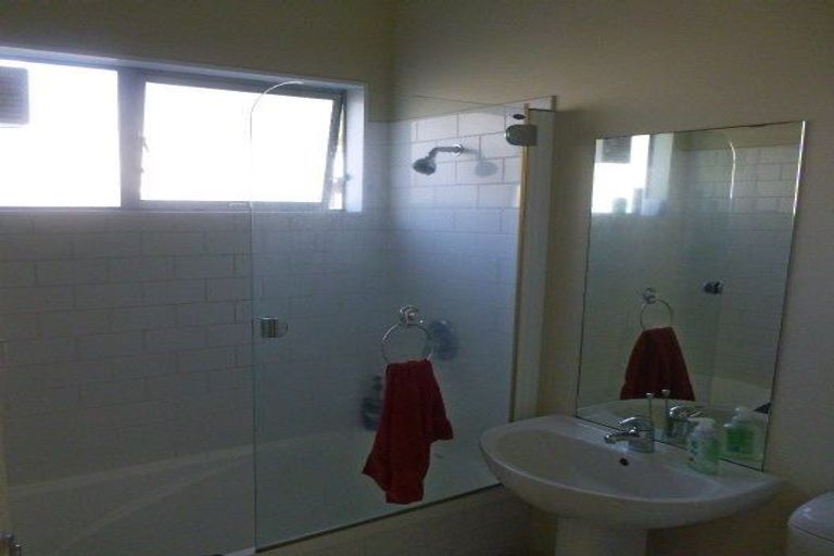Photo of property in 306u1 Evans Bay Parade, Hataitai, Wellington, 6021